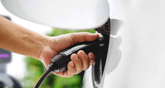 Auto elettriche, wallbox e colonnine di ricarica